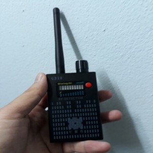 THIẾT BỊ PHÁT HIỆN MÁY NGHE LÉN ĐỊNH VỊ CAMERA QUAY LÉN C318